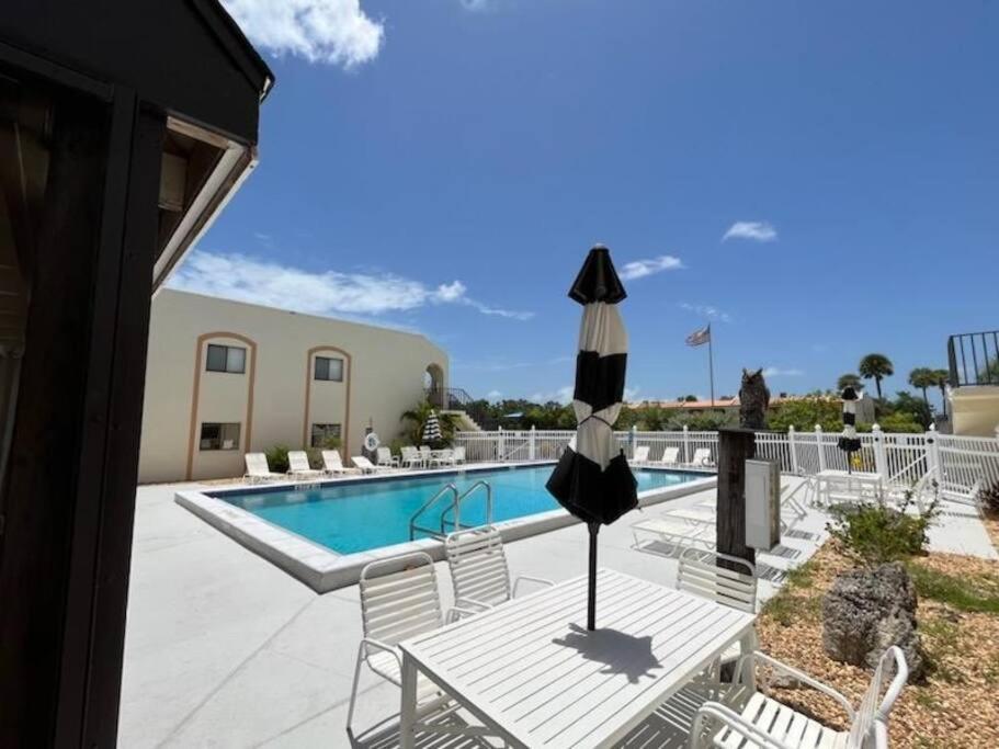 New Condo! Just 15 Min To Ft Myers And Sanibel Beach! Great Location!! Fort Myers Dış mekan fotoğraf